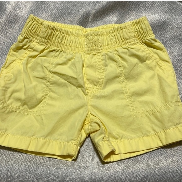 Carters Boys Toddlers Button Down Shirt & Shorts 100% Cotton 12 Mos - Picture 2 of 7